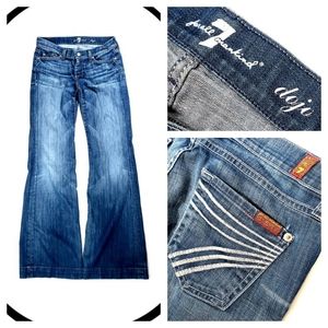 7FAM DOJO Flare Jean's Medium Wash Size 26